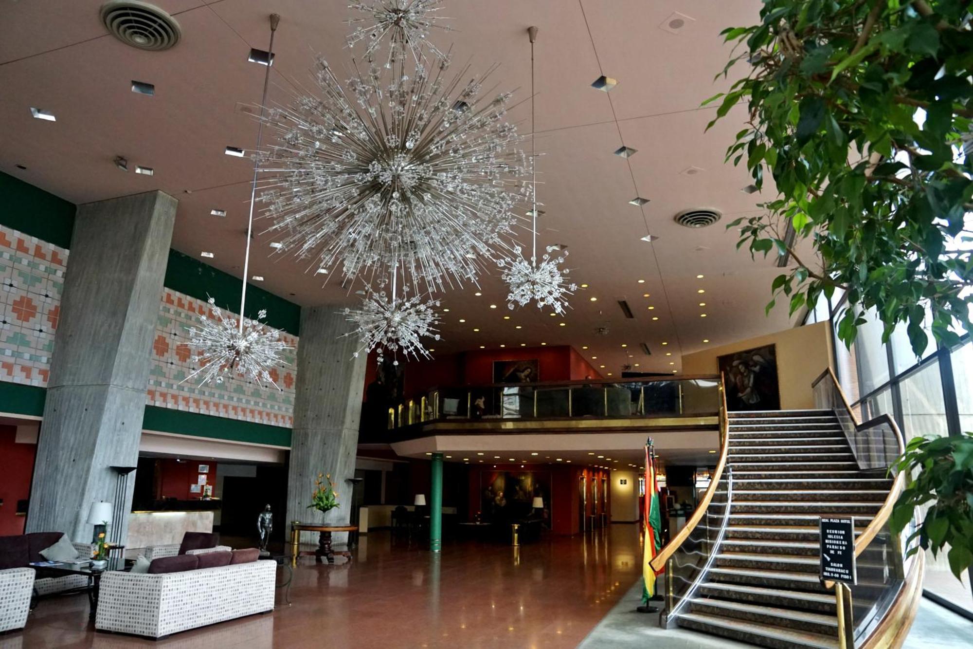 Real Plaza Hotel & Convention Center 拉巴斯 外观 照片